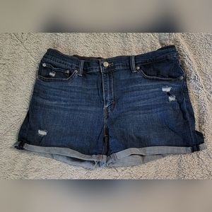 Levi jean shorts 33